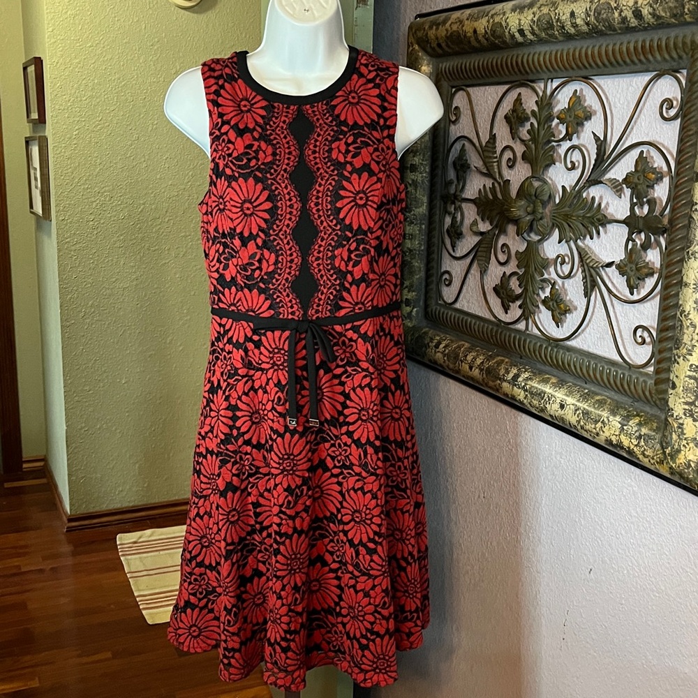 Tommy Hilfiger Dress Red Lace fitted Mini Dress- sleeveless with waistSz 6